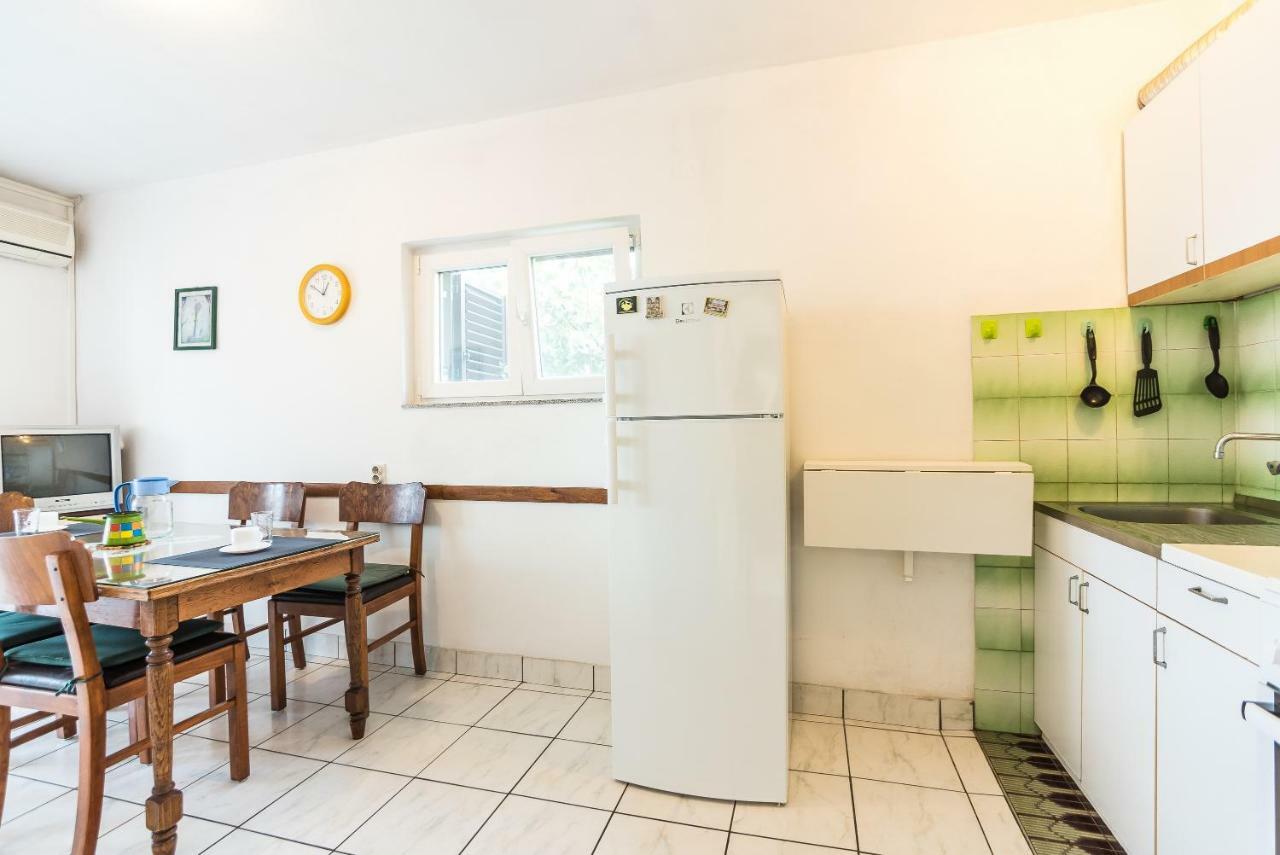 Kiwi apartments Gornji Karin Zewnętrze zdjęcie