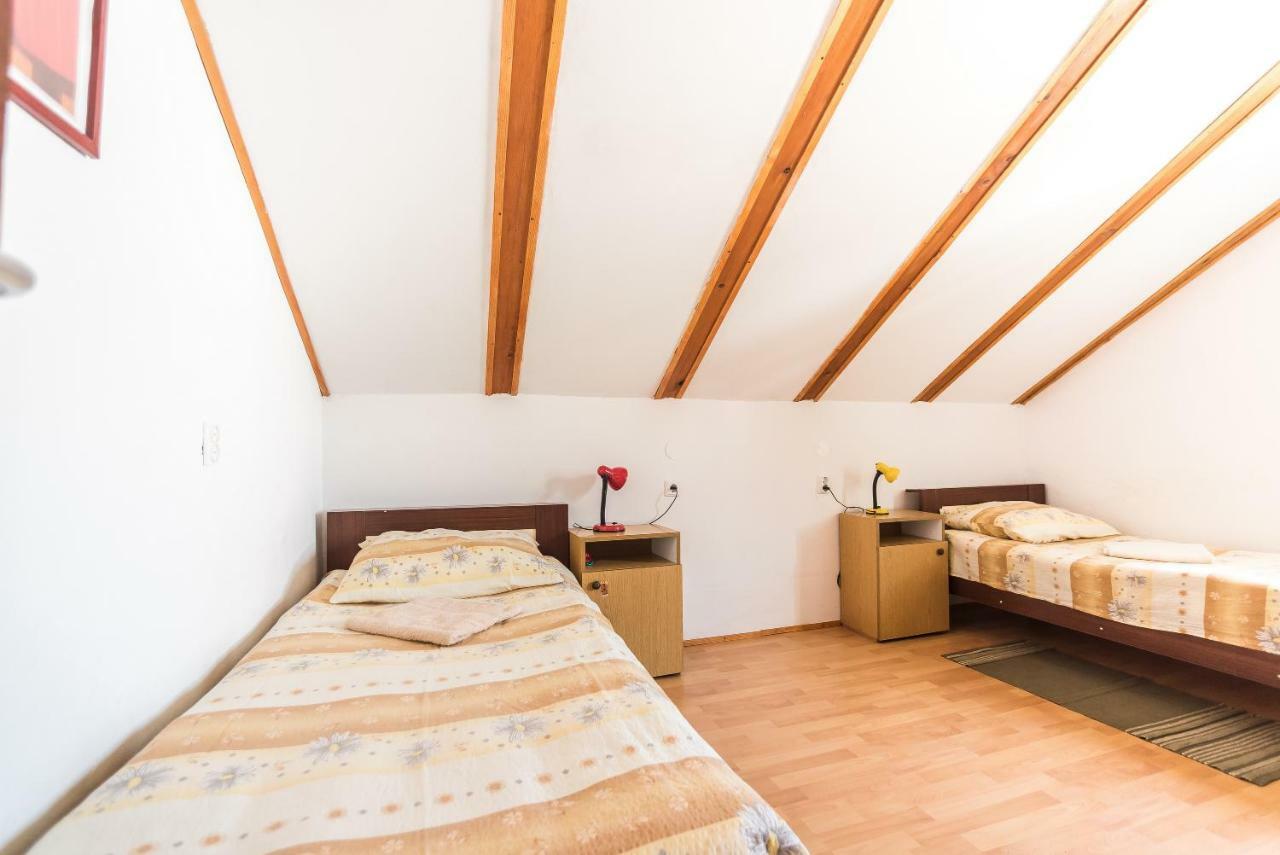 Kiwi apartments Gornji Karin Zewnętrze zdjęcie