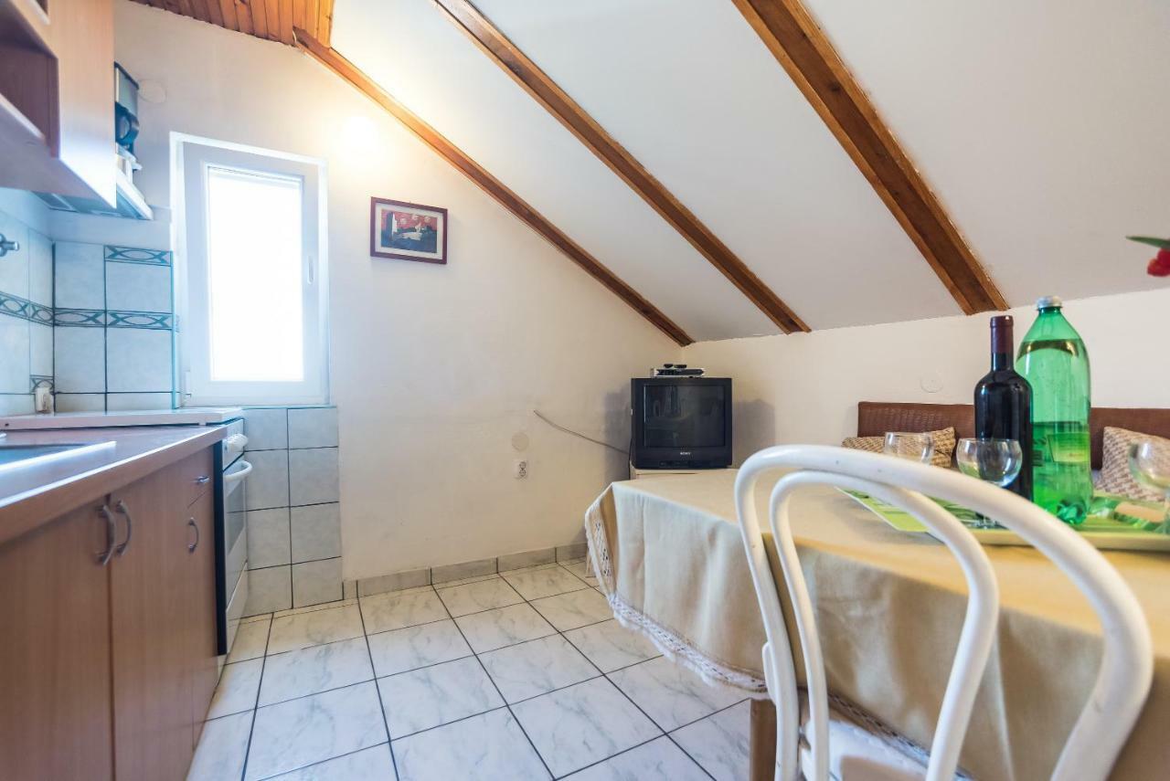 Kiwi apartments Gornji Karin Zewnętrze zdjęcie