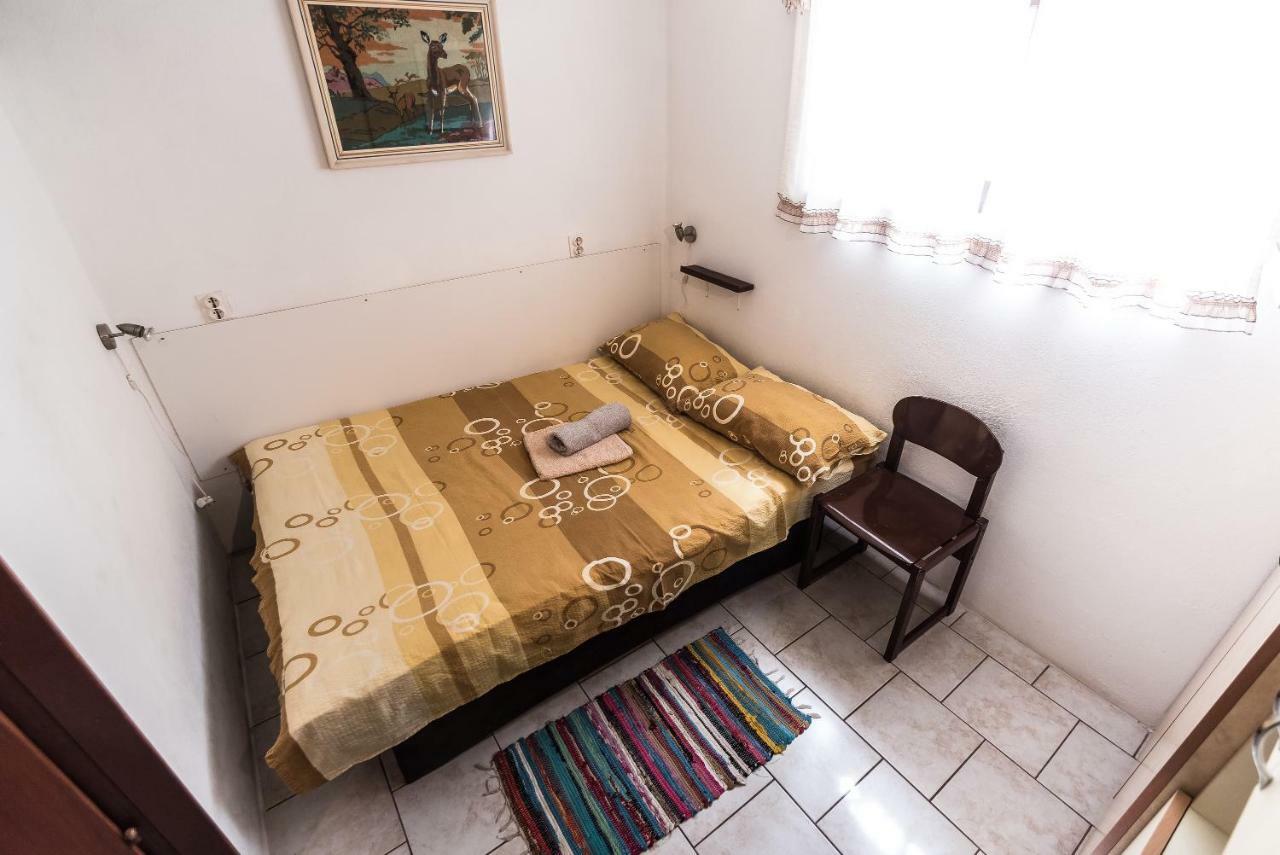 Kiwi apartments Gornji Karin Zewnętrze zdjęcie